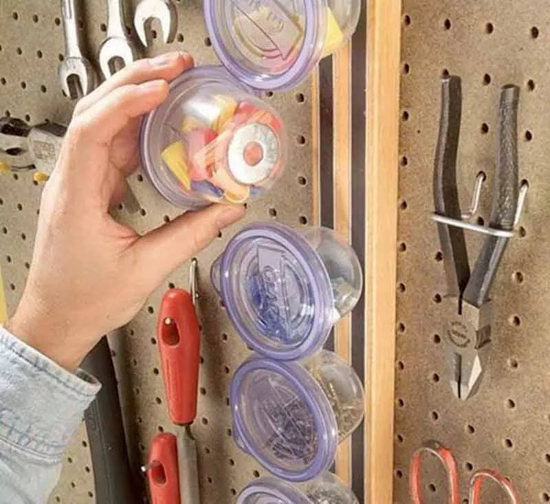 rangement des clou, vis, ficelle, petits objets