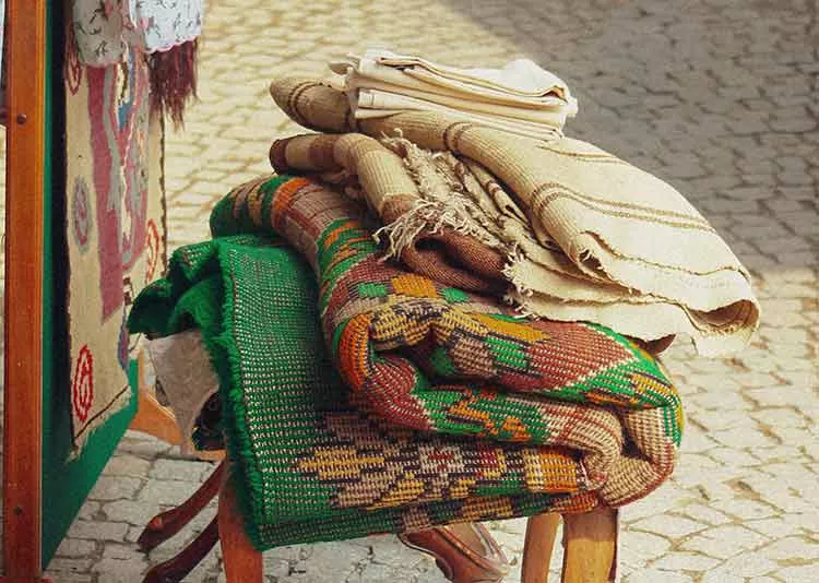 comment rouler tapis