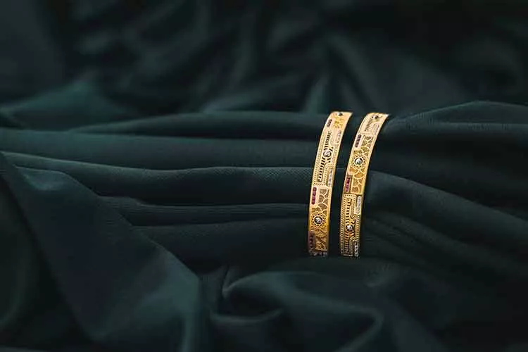stocker bijoux dans un endroit sombre